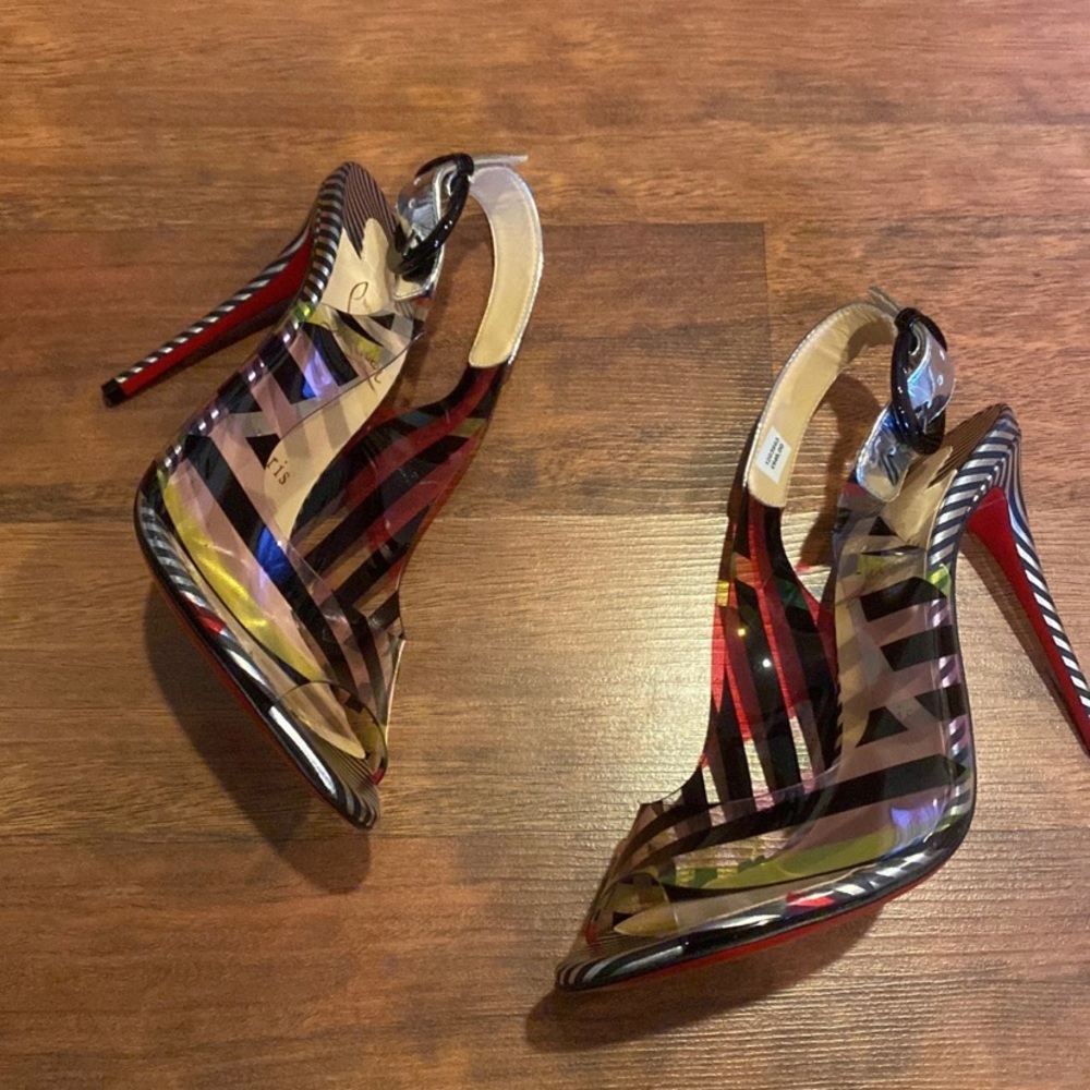 NEW Christian Louboutin Sandals size 36
